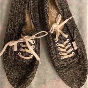 Women’s 8.5 Grey Vans